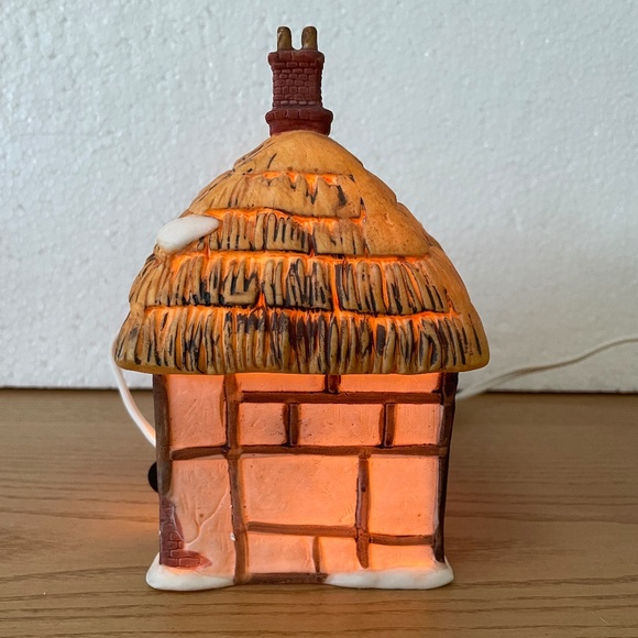 Department 56 Thatched Roof Cottage 6518-8 Christmas Dickens Village Series 1985 - Picture 5 of 12